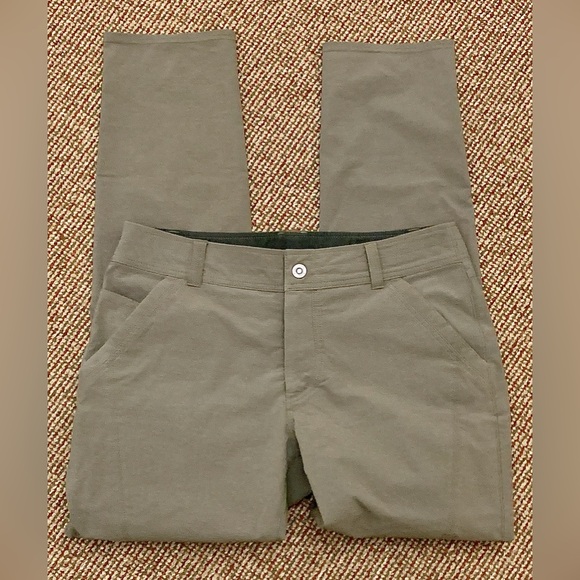 Men's 33 x 32 KUHL DECEPTR Grey Khaki Lightweight Technical Hybrid Hiking Pants - Picture 13 of 14